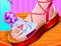 Flatform Shoe Design and Dress Up
